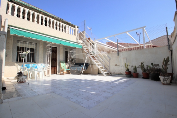 Chalet - Segunda Mano - TORREVIEJA - Zona Carrefour