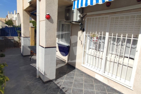 Bungalow - Segunda Mano - TORREVIEJA - Zona Carrefour