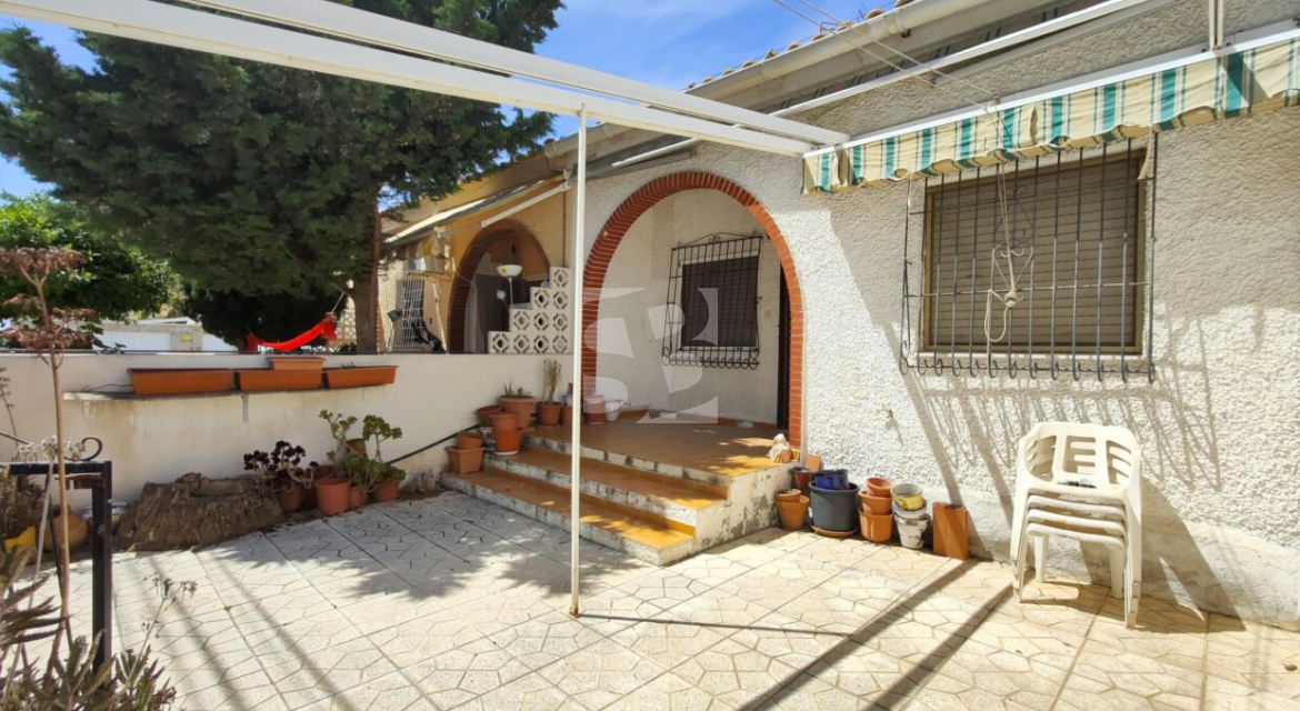 Detached house · Odsprzedaż TORREVIEJA · 