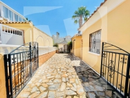 Вилла · Продажа ORIHUELA COSTA · Punta Prima