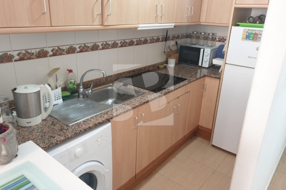 Апартамент - Продажа - TORREVIEJA -  Центр