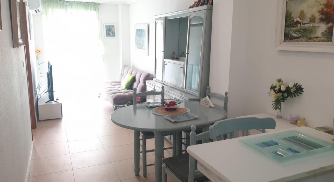 Apartment · Resale TORREVIEJA · Center