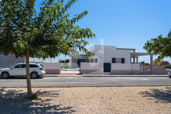 WILLA - Nowo zbudowane - DAYA NUEVA - 