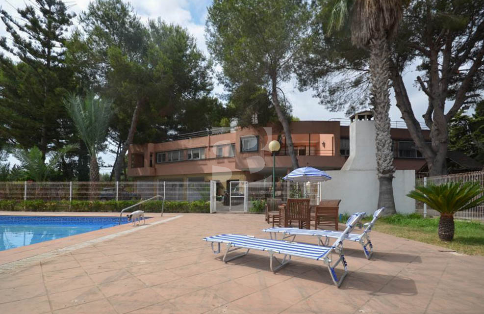 Вилла · Продажа TORREVIEJA · Los Balcones