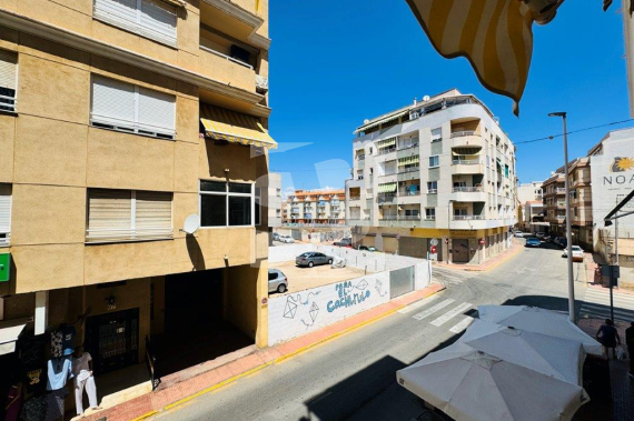 Апартамент - Продажа - TORREVIEJA - La Mata