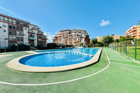 Апартамент - Продажа - TORREVIEJA - La Mata