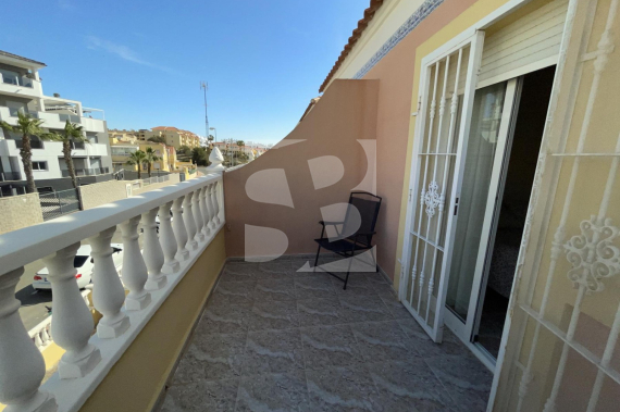 Смежный дом - Продажа - ORIHUELA COSTA - Villamartin