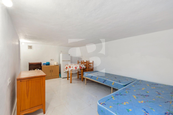 Смежный дом - Продажа - TORREVIEJA - Зона Карефур