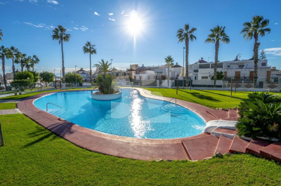 Смежный дом - Продажа - TORREVIEJA - Los Altos