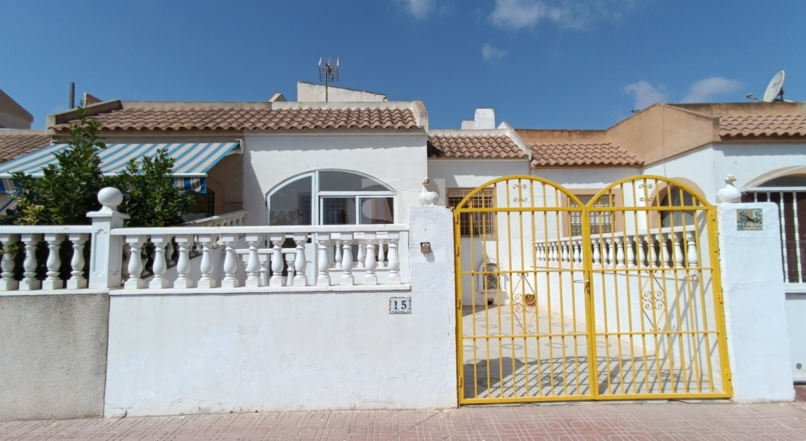 Bungalow · Resale TORREVIEJA · Carrefour Area