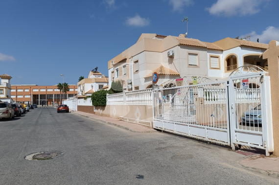 Бунгало - Продажа - TORREVIEJA - Зона Карефур