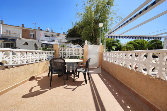 Townhouse - Segunda Mano - TORREVIEJA - Nueva Torrevieja