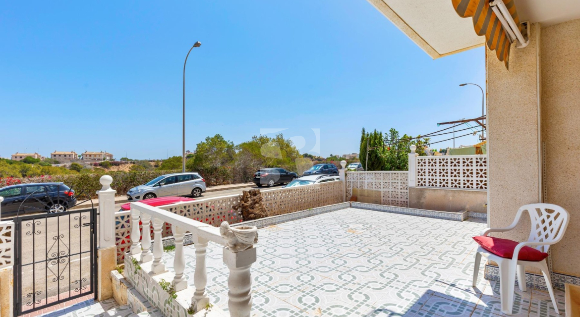 Bungalow · Resale TORREVIEJA · La Mata