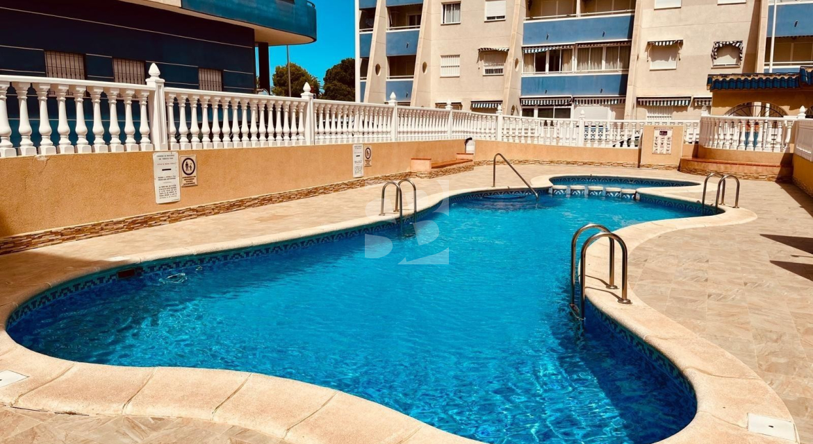 Apartment · Odsprzedaż TORREVIEJA · La Mata Pueblo