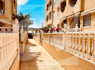 Apartment · Odsprzedaż TORREVIEJA · La Mata Pueblo