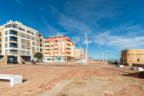 Апартамент - Продажа - TORREVIEJA - La Mata