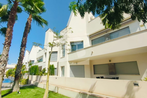 Bерхний этаж - Продажа - TORREVIEJA - La Veleta - Mar Azul