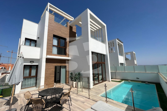 Вилла - Продажа - TORREVIEJA - Los Balcones