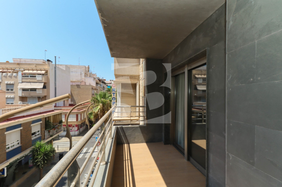 Apartment - Odsprzedaż - TORREVIEJA - Centro