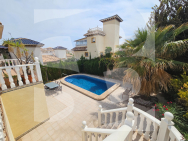 Villa · Resale ORIHUELA COSTA · La Zenia