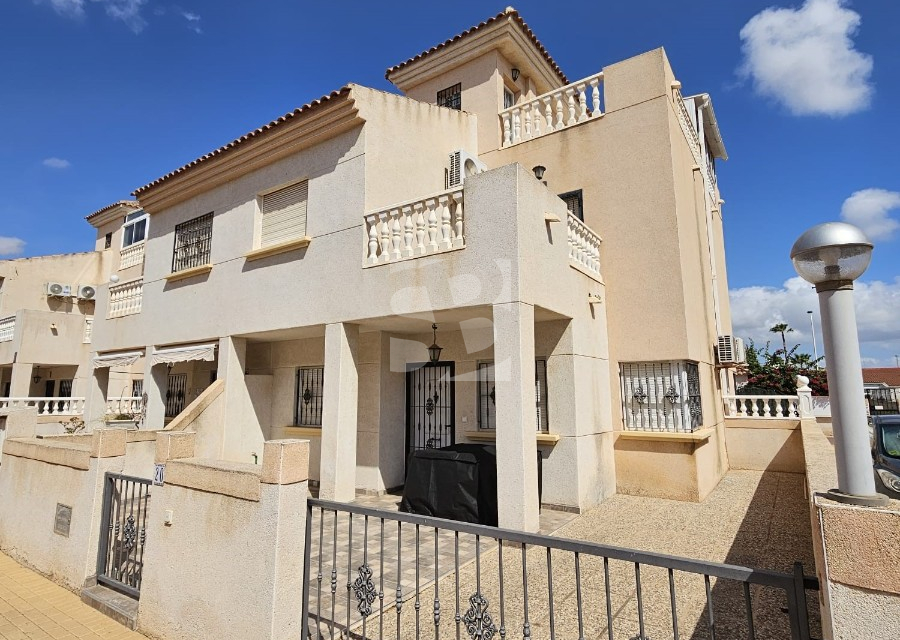 Дуплекс · Продажа TORREVIEJA · Зона Карефур