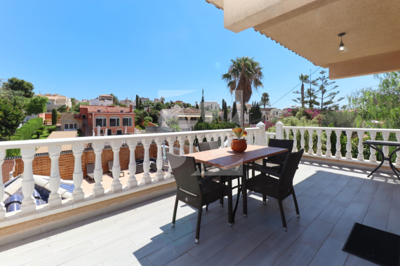 Вилла - Продажа - TORREVIEJA - Los Balcones