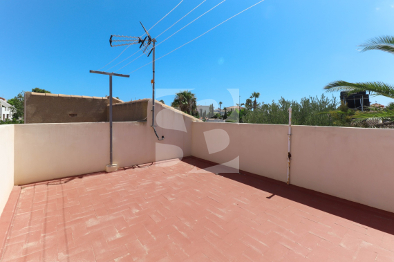 Вилла - Продажа - TORREVIEJA - Los Balcones