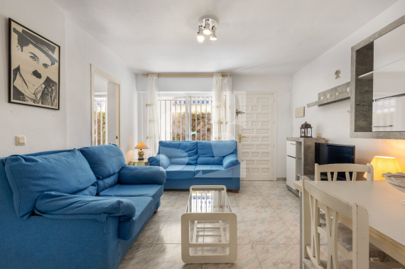 Вилла - Продажа - TORREVIEJA - Зона Карефур