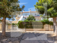 Detached house · Resale TORREVIEJA · Carrefour Area