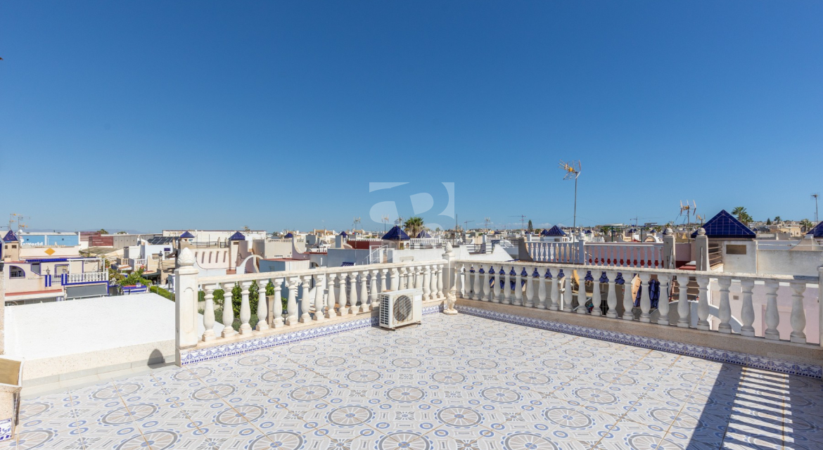 Detached house · Odsprzedaż TORREVIEJA · 