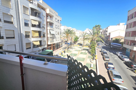 Apartment - Odsprzedaż - TORREVIEJA - 