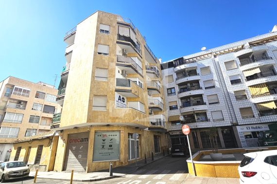 Апартамент - Продажа - TORREVIEJA - Centro