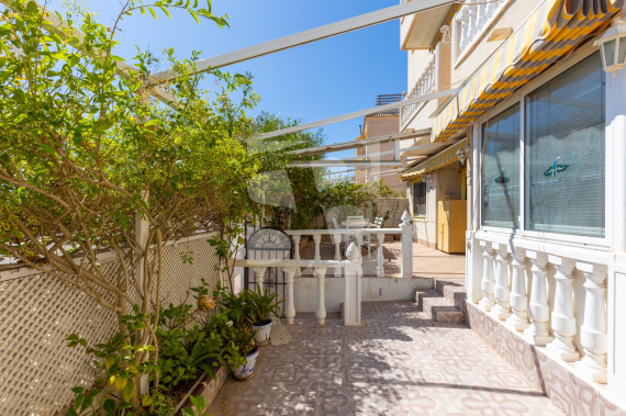 Апартамент - Продажа - TORREVIEJA - La Mata