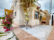 Apartment · Resale ORIHUELA COSTA · Villamartin