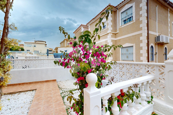 Apartamento - Segunda Mano - ORIHUELA COSTA - Villamartin