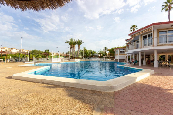 Вилла - Продажа - TORREVIEJA - Aguas Nuevas 1