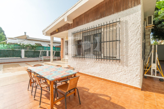 Вилла - Продажа - TORREVIEJA - Aguas Nuevas 1