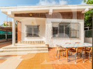 Villa · Resale TORREVIEJA · Aguas Nuevas 1