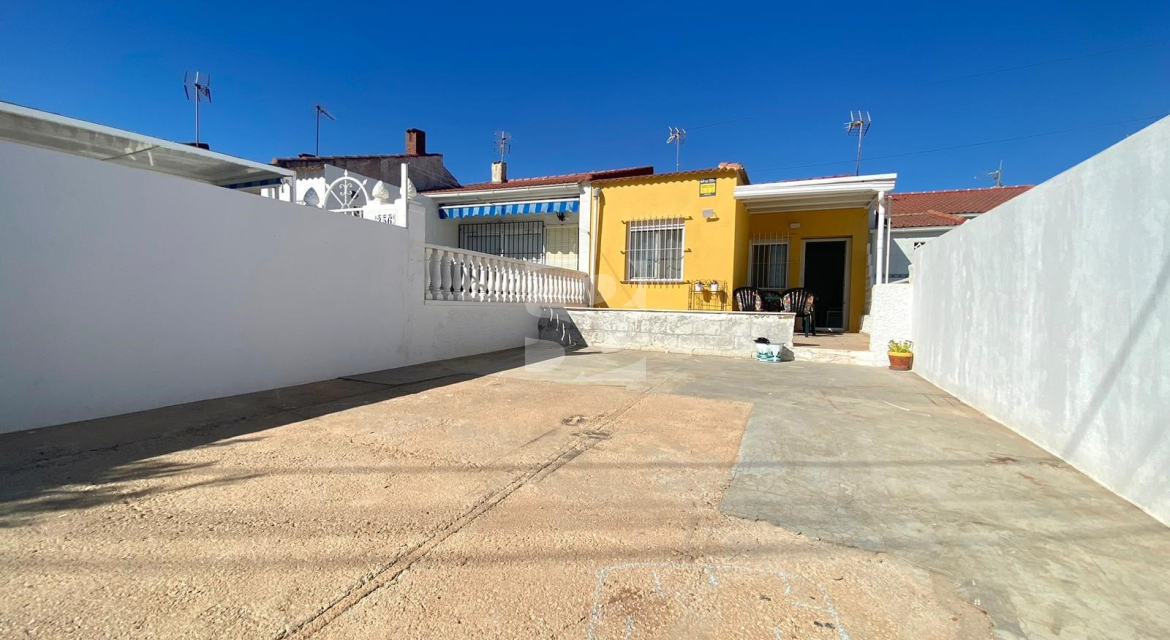 Bungalow · Odsprzedaż TORREVIEJA · 