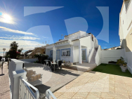 Villa · Resale ORIHUELA COSTA · Playa Flamenca