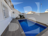 Вилла · Продажа TORREVIEJA · La Mata