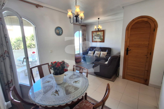 Bungalow - Odsprzedaż - TORREVIEJA - 