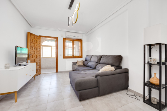 Apartment - Odsprzedaż - TORREVIEJA - 