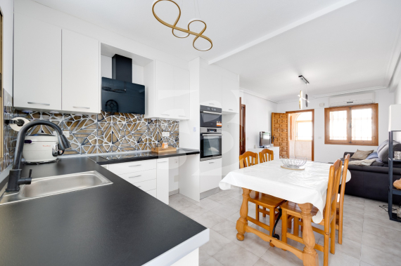 Апартамент - Продажа - TORREVIEJA - Acequion