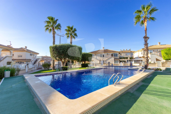 Bungalow - Odsprzedaż - TORREVIEJA - 