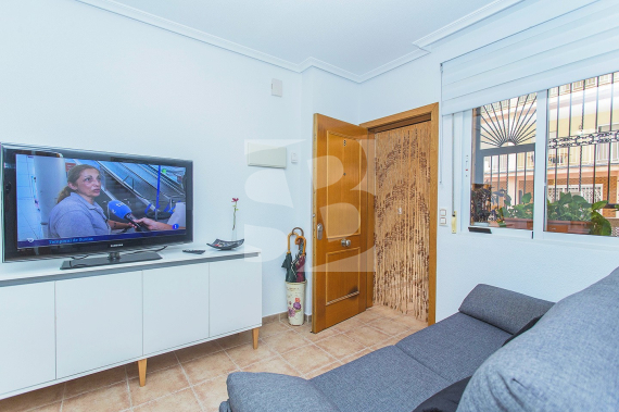 Apartment - Odsprzedaż - TORREVIEJA - 