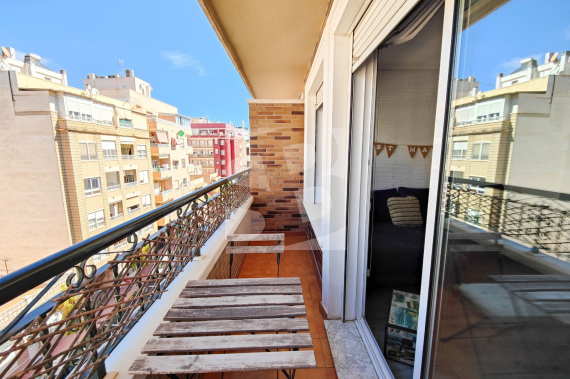 Apartment - Odsprzedaż - TORREVIEJA - Centro