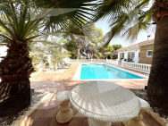 Вилла · Продажа TORREVIEJA · Los Balcones