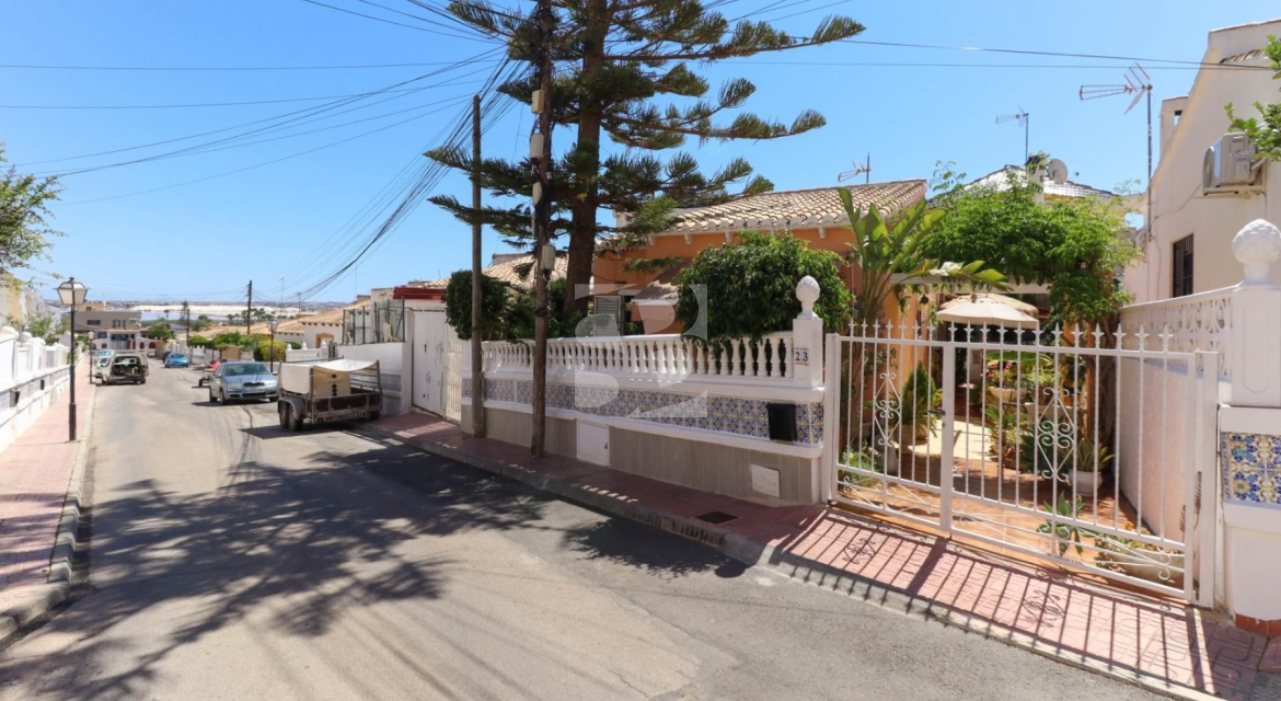 Бунгало · Продажа TORREVIEJA · Los Altos