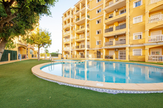 Apartment - Odsprzedaż - TORREVIEJA - 